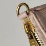Louis Vuitton Easy Pouch On Strap — фото 11