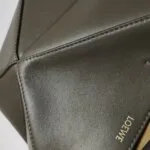 Loewe Puzzle Fold Logo (Лоэве) — фото 14