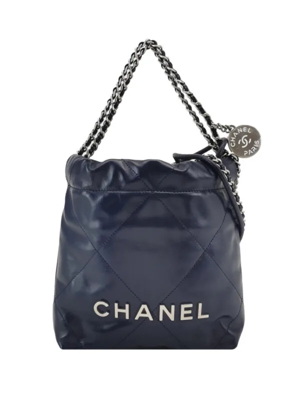 Винтажная сумка Chanel 22 Bag Logo