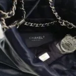 Chanel 22 Bag Logo — фото 8