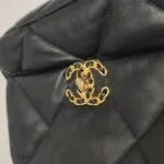 Chanel 19 Bag C — фото 16