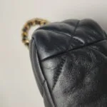 Chanel 19 Bag C — фото 20