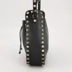 Valentino Garavani Calfskin Crossbody — фото 3