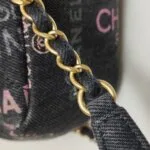 Chanel Classic Flap logo C — фото 15