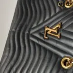 Louis Vuitton New Wave Logo — фото 24