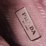 Prada Re-Edition 2000 — фото 11