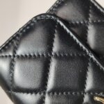 Chanel Quilted Calfskin CC Crossbody (Шанель) — фото 21