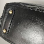 Chanel Quilted Lambskin CC Shoulder Bag (Шанель) — фото 21