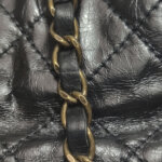 Chanel Quilted Lambskin CC Shoulder Bag (Шанель) — фото 37