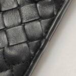 Bottega Veneta Woven Calfskin Handbag — фото 16