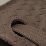 Bottega Veneta Woven Lambskin Shoulder Bag (Боттега Венета) — фото 31