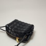 Bottega Veneta Loop (Боттега Венета) — фото 17