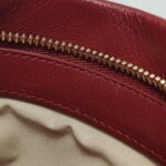 Chloe Calfskin Logo Crossbody — фото 10