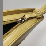 Loewe Woven Calfskin Handbag (Лоэве) — фото 14