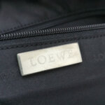 Loewe Woven Calfskin Handbag (Лоэве) — фото 8