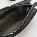 Bottega Veneta Lambskin Belt Bag — фото 7