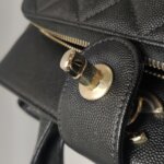 Chanel Quilted Calfskin CC Shoulder Bag (Шанель) — фото 14
