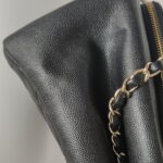 Chanel Quilted Calfskin CC Shoulder Bag (Шанель) — фото 24