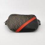 Fendi Calfskin Monogram Belt Bag — фото 6