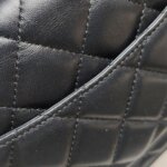 Chanel Quilted Lambskin CC Crossbody (Шанель) — фото 19