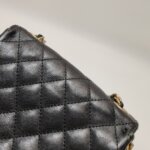 Chanel Quilted Calfskin CC Crossbody — фото 23