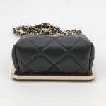 Chanel Quilted Lambskin CC Crossbody — фото 6