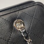 Chanel Quilted Calfskin CC Shoulder Bag — фото 14
