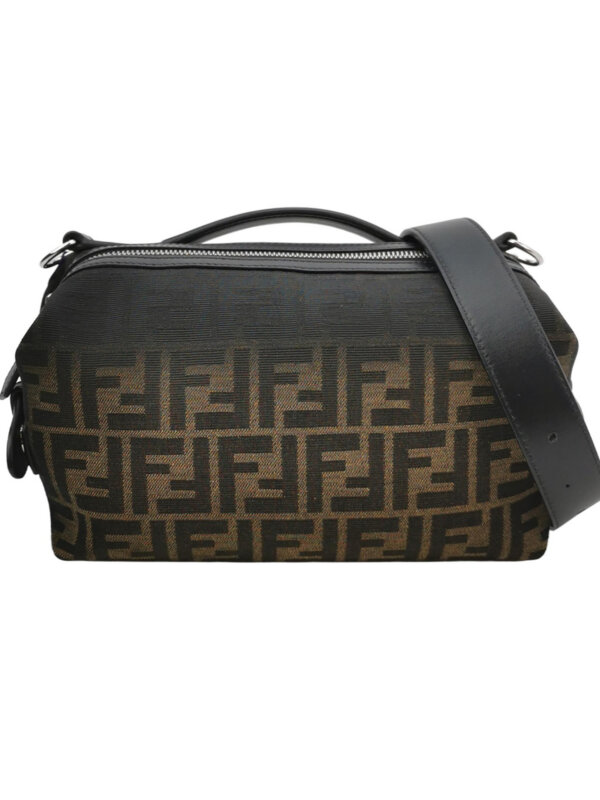 Винтажная сумка Fendi Calfskin Monogram Crossbody