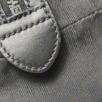 Fendi Calfskin Monogram Crossbody (Фенди) — фото 21