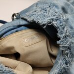 Chanel Quilted CC Shoulder Bag — фото 10