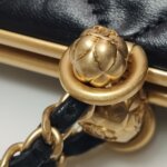 Chanel Quilted Lambskin Handbag (Шанель) — фото 9
