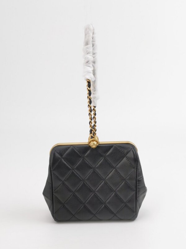 Chanel Quilted Lambskin Handbag (Шанель)