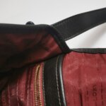 Loewe Calfskin Logo Shoulder Bag (Лоэве) — фото 10