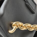 Bottega Veneta Calfskin Shoulder Bag — фото 12