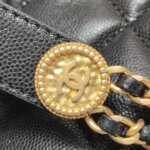 Chanel Quilted Calfskin CC Shoulder Bag — фото 10