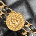 Chanel Quilted Calfskin CC Shoulder Bag — фото 11