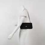 Chanel Quilted Lambskin CC Shoulder Bag — фото 2