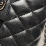 Chanel Quilted Lambskin CC Shoulder Bag — фото 23