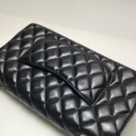 Chanel Quilted Lambskin CC Shoulder Bag — фото 26