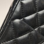 Chanel Quilted Lambskin CC Shoulder Bag — фото 29