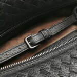 Bottega Veneta Woven Calfskin Shoulder Bag (Боттега Венета) — фото 15