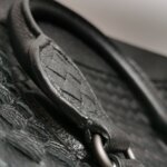 Bottega Veneta Woven Calfskin Shoulder Bag (Боттега Венета) — фото 26