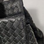 Bottega Veneta Woven Calfskin Shoulder Bag (Боттега Венета) — фото 27