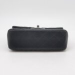 Chanel Classic Flap — фото 6
