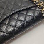 Chanel Classic Flap — фото 16