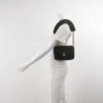 Chanel Quilted CC Shoulder Bag — фото 2