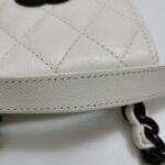 Chanel Quilted Calfskin CC Crossbody — фото 11