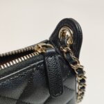 Chanel Quilted Calfskin CC Shoulder Bag — фото 12