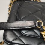 Chanel Quilted Lambskin CC Crossbody (Шанель) — фото 8