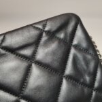 Chanel Quilted Lambskin CC Shoulder Bag — фото 14